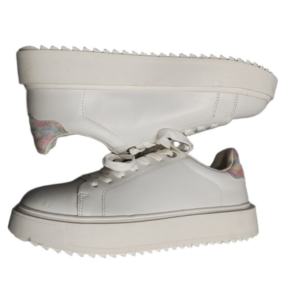 Torrid Platform Sneakers Womens Size 9WW White Fabric Lined Round Toe Lace Up‎